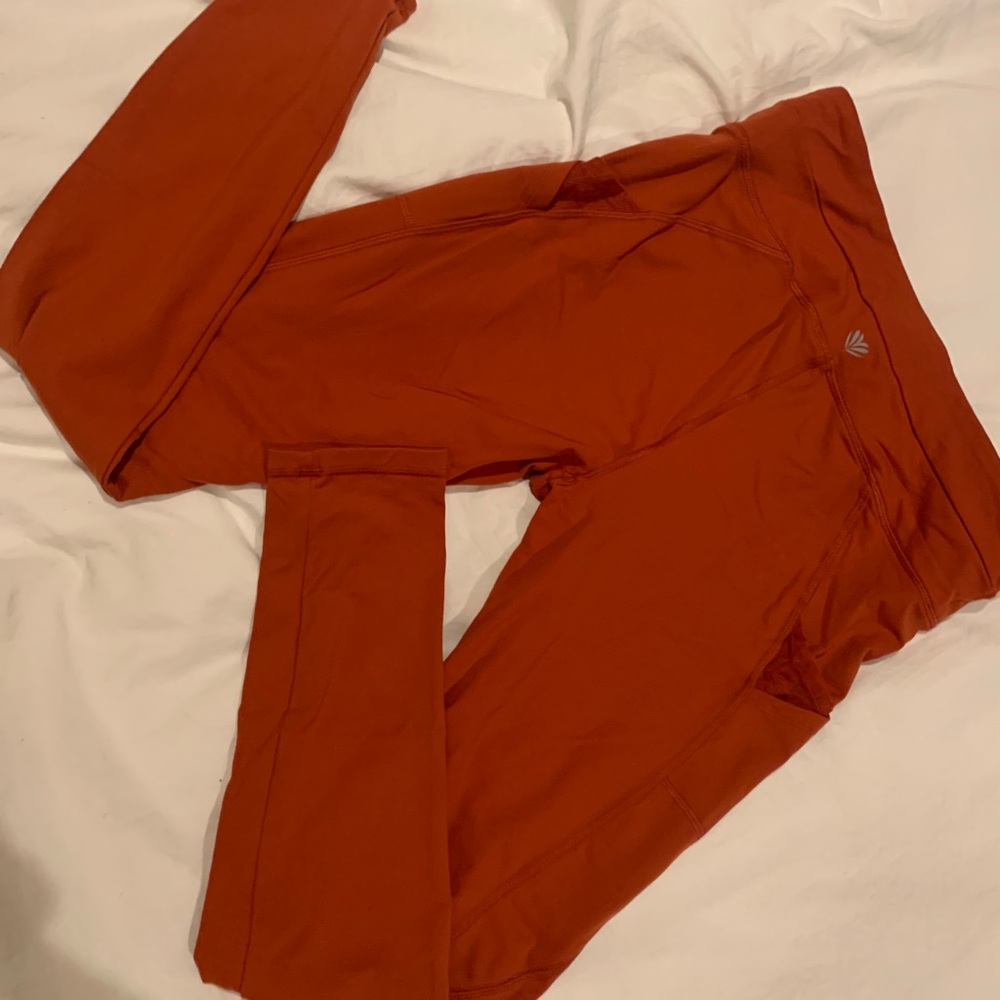 Leggings with pockets